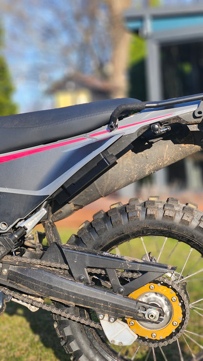 Honda CRF300L Side Toolbox Delete Panel | Clean OEM Style Side Cover